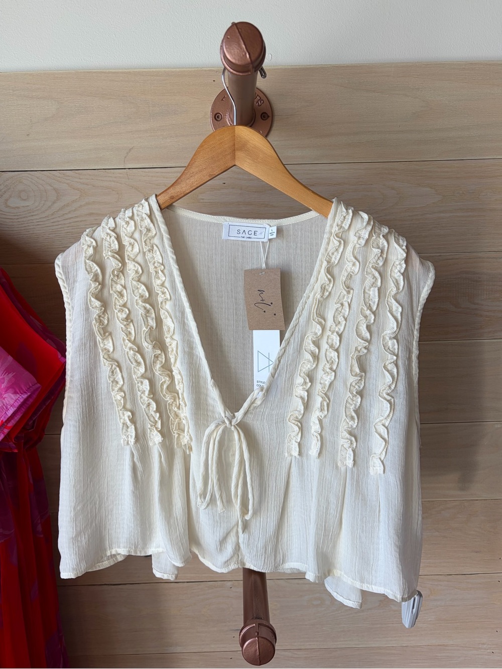 Daydreamer Ruffle Top - Picture 3 of 3
